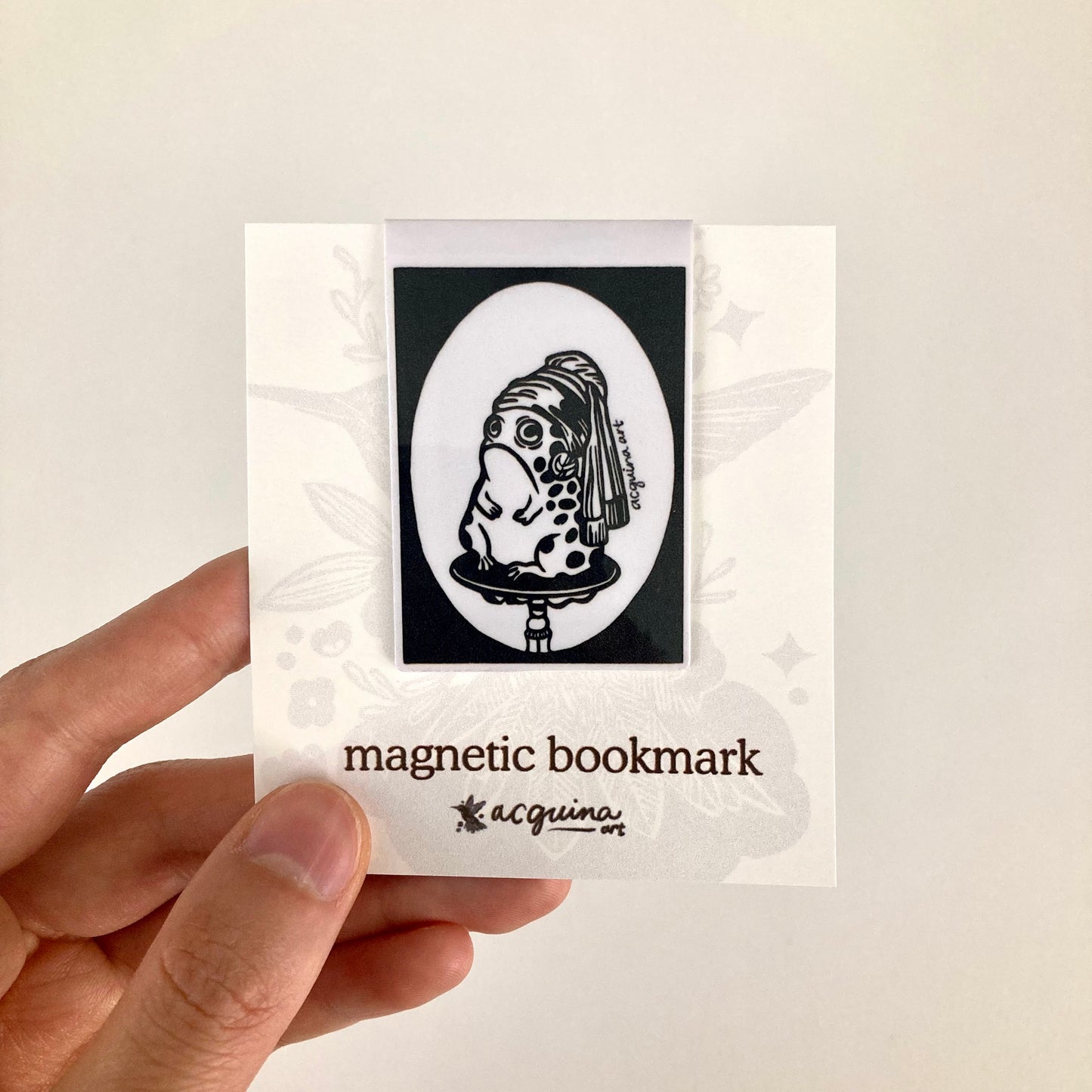 Pearl | Magnetic Bookmark